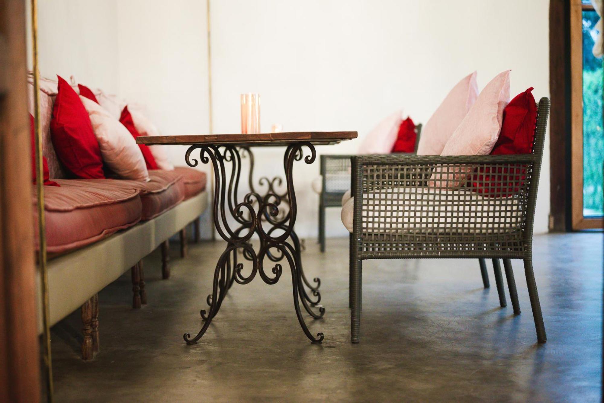 White Wall Riverfront Hotel Kamphaeng Phet Ngoại thất bức ảnh